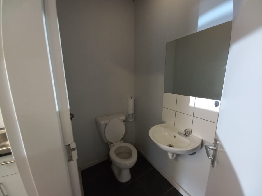 To Let commercial Property for Rent in Maitland Western Cape